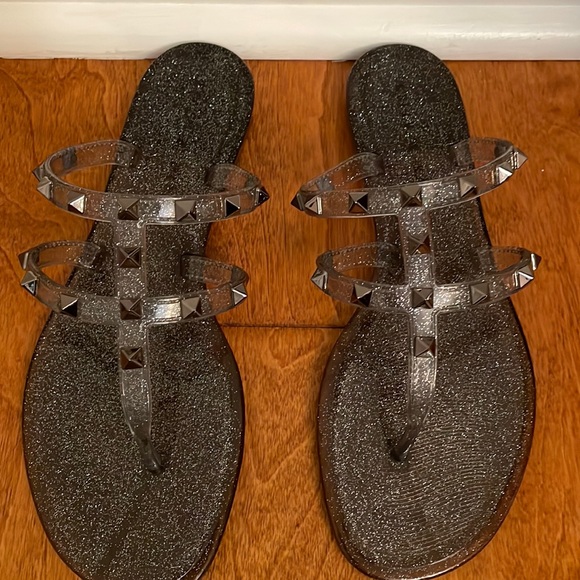 Kelly and Katie Spikes and sparkles sandals - Picture 1 of 5